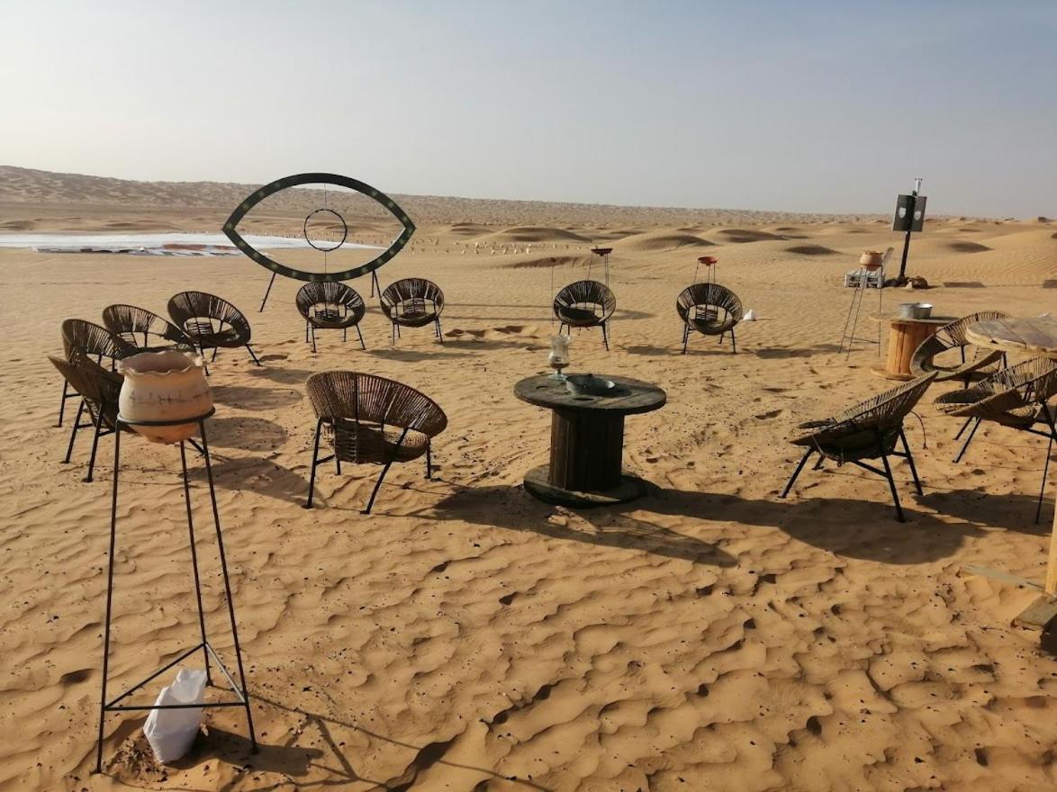 מלון דוז Camp Mars מראה חיצוני תמונה
