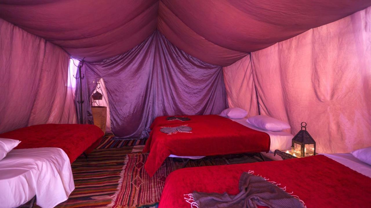 מלון דוז Camp Mars מראה חיצוני תמונה